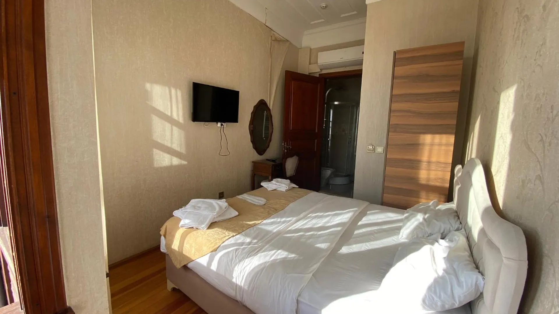 Nuray Hotel Стамбул Отель типа 