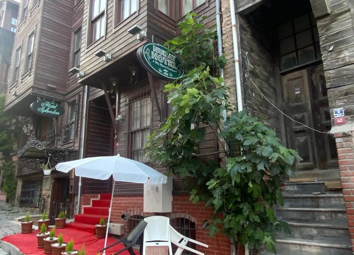 Nuray Hotel Стамбул